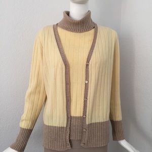Escada yellow sweater set